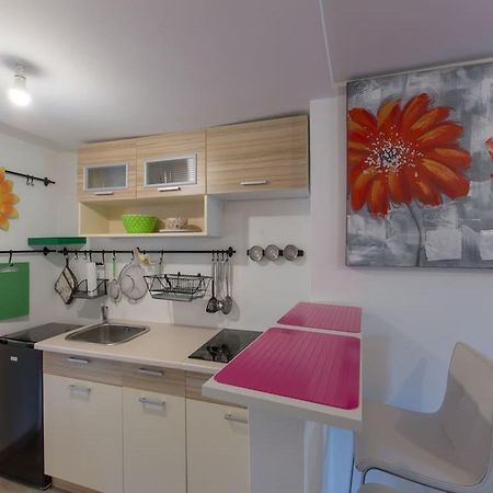 מץ Residence Greenwich מראה חיצוני תמונה