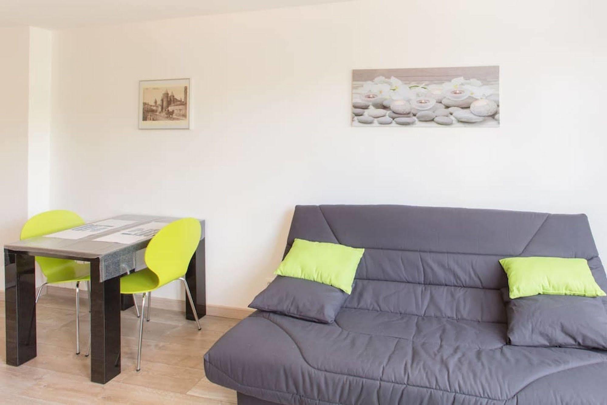 מץ Residence Greenwich מראה חיצוני תמונה