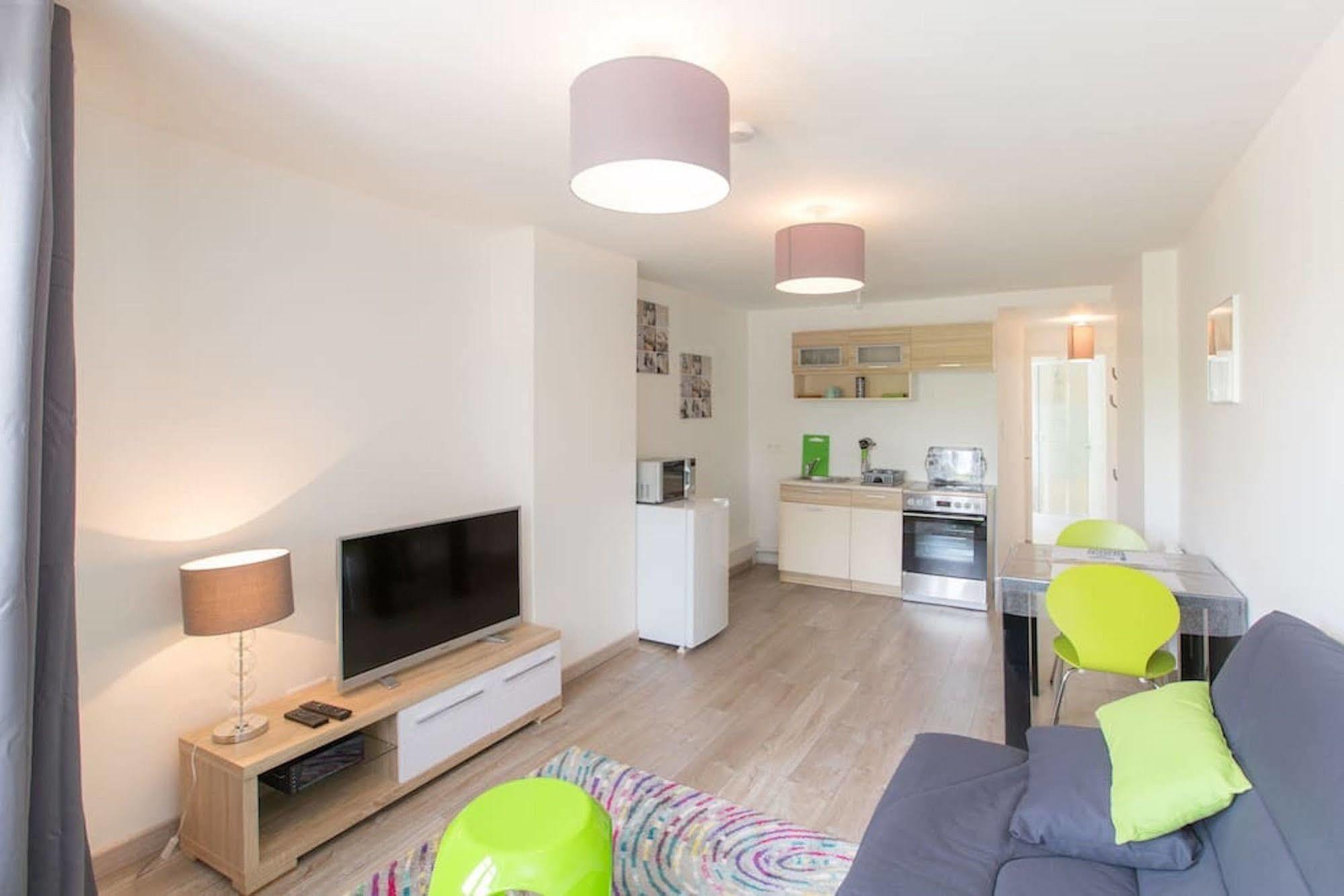 מץ Residence Greenwich מראה חיצוני תמונה