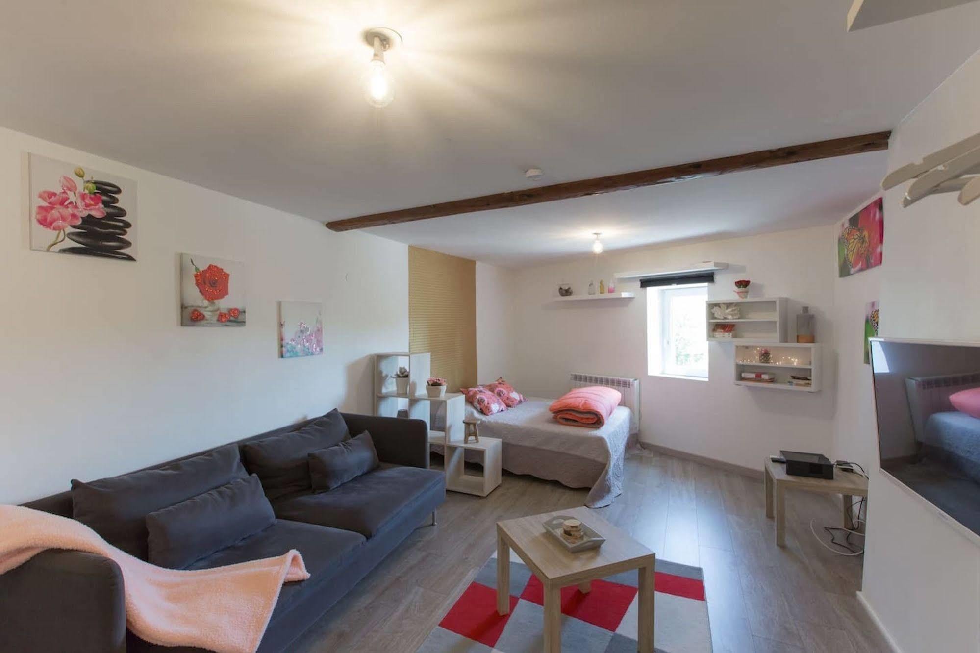 מץ Residence Greenwich מראה חיצוני תמונה